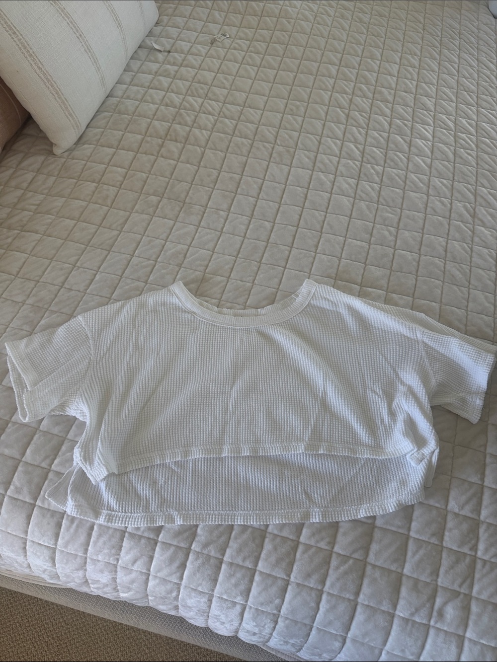 Offline crop top, waffle print tee